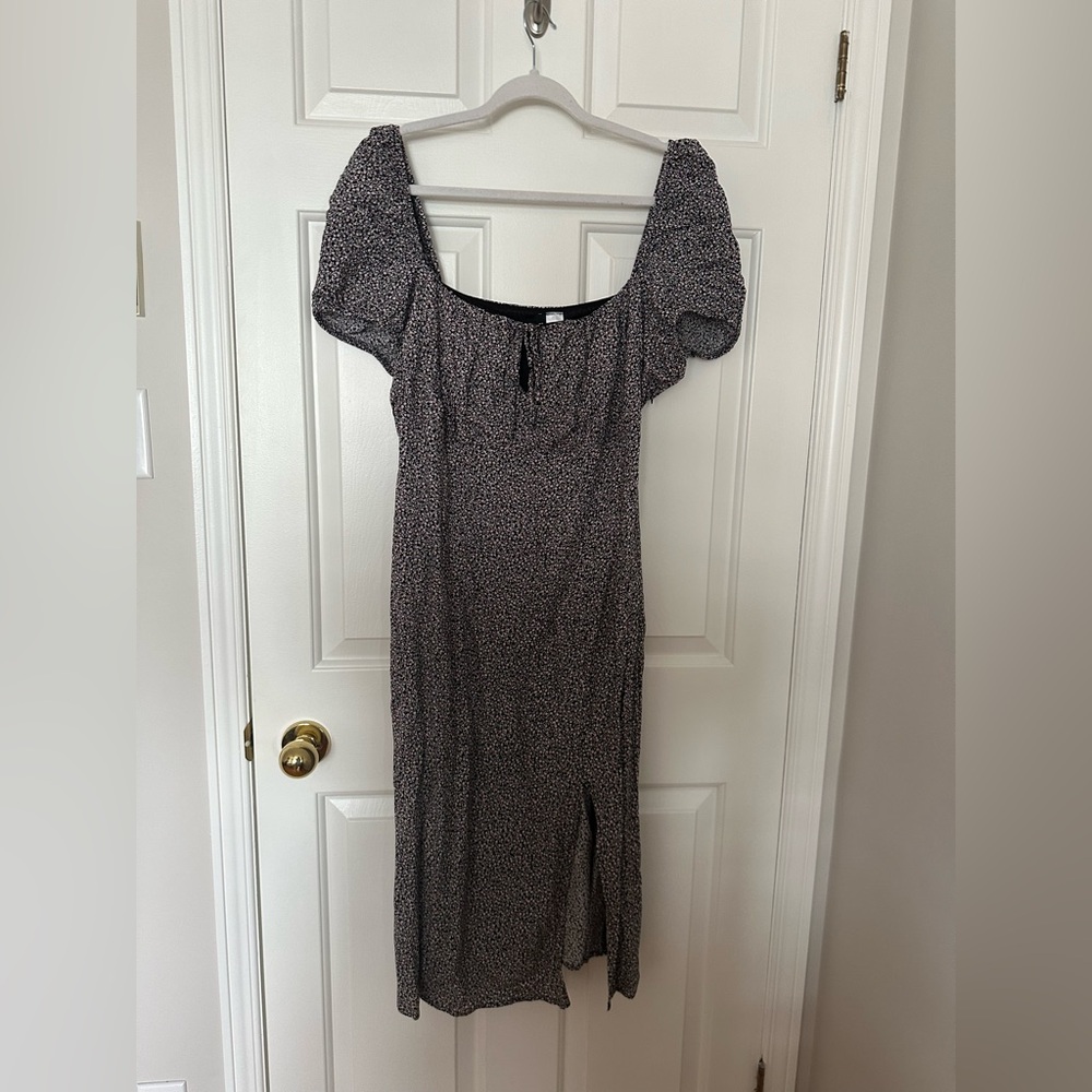H&M Puff-Sleeve Midi Dress